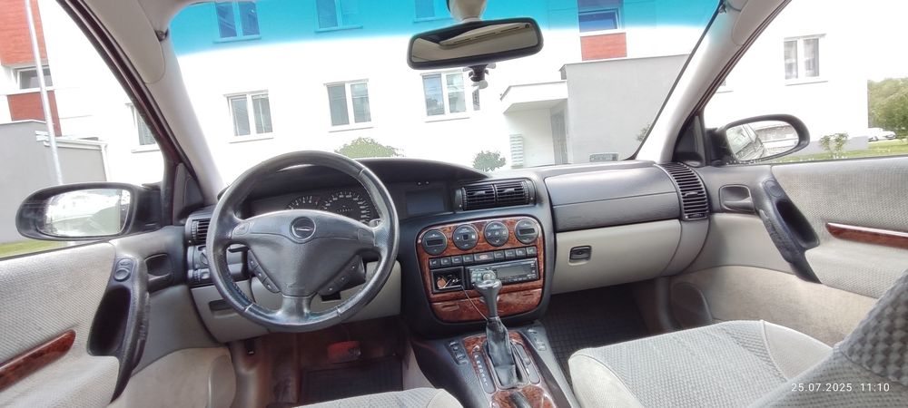 Opel Omega B 2.0 16v 97r
