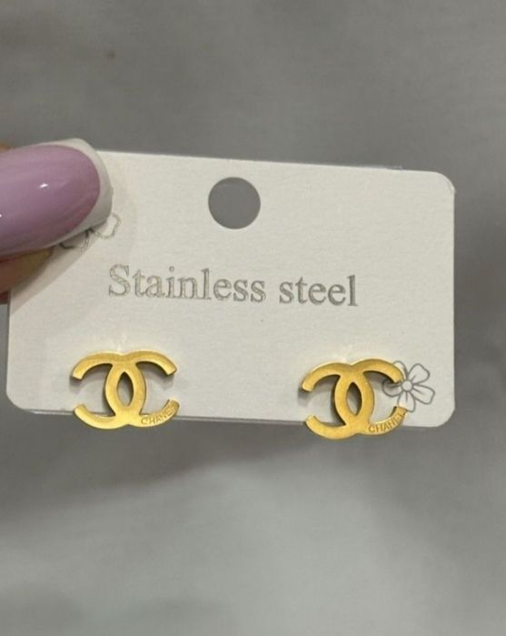 Złote kolczyki wkrętki cc stal chirurgiczna nierdzewna