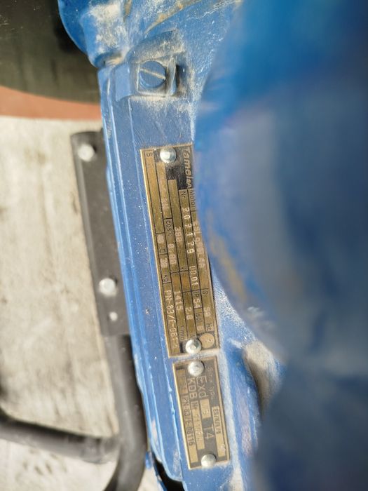 Wentylator wyciągowy oddymiający szuszarnia komora