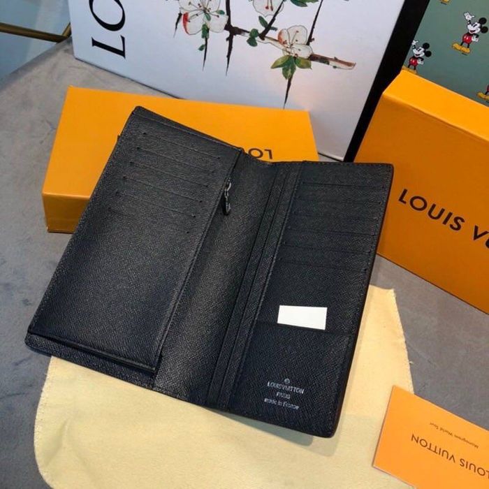 Гаманець Louis Vuitton Brazza Monogram Eclipse клатч луи виттон