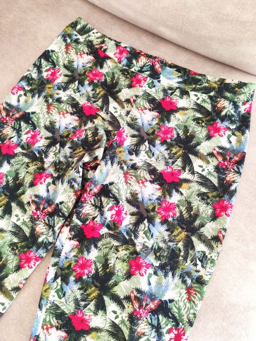Legginsy kwiaty S M stan idealny