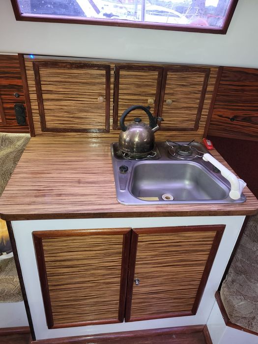 Jacht motorowy/ Łódź motorowa