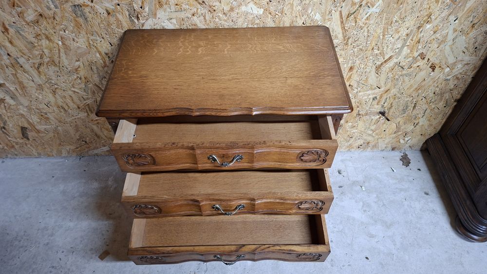 Komoda ludwikowska z szufladami