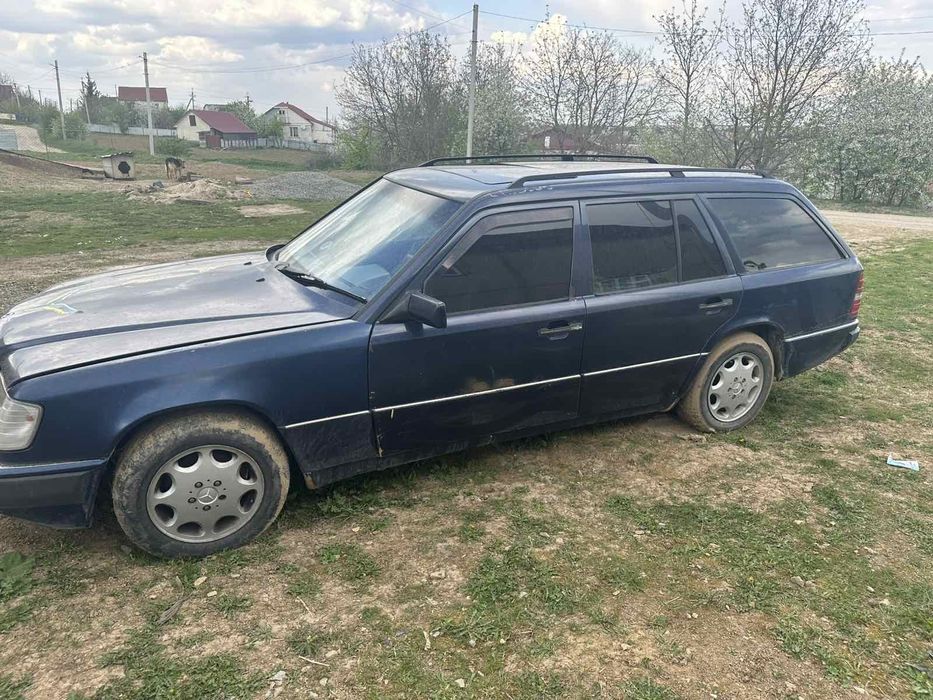 Мерседес Бенз 124