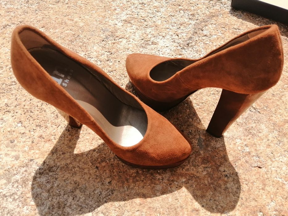 Sapatos mulher (pele)