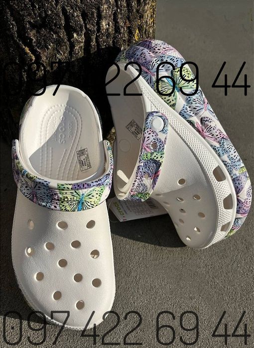 Сабо класік жіночі Крокс Crocs Classic Crush беж білі чорні