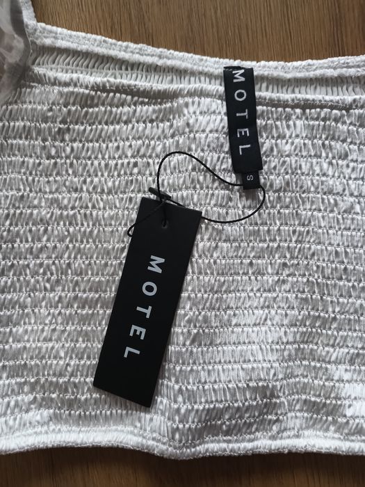 Crop top hiszpanka organza bufiaste rękawy biały
