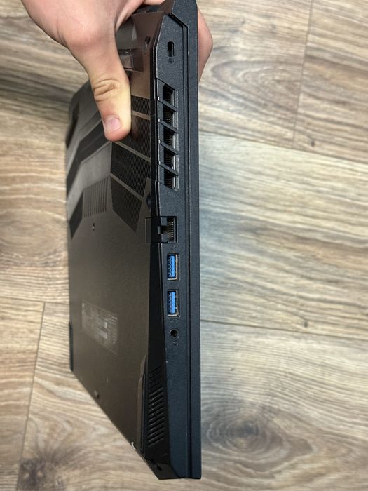 Acer nitro 5 gtx 1660ti i5 16/512