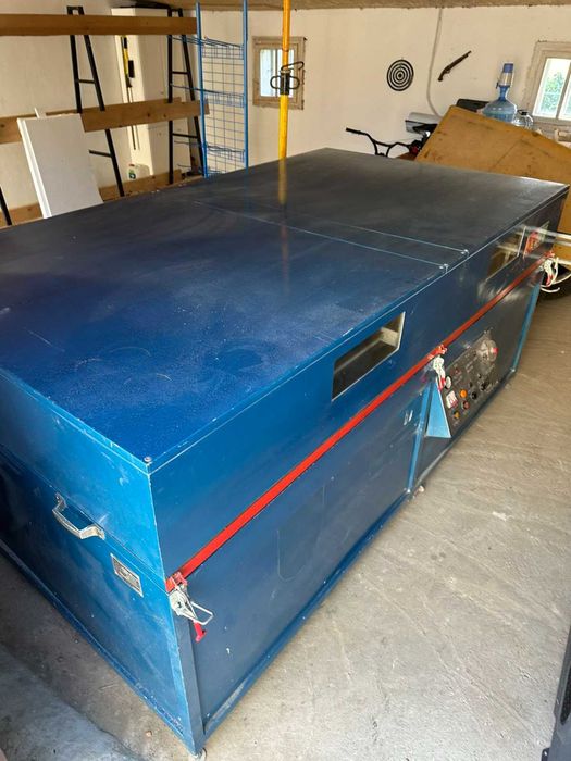 Вакуумний прес для ламінування фасадів