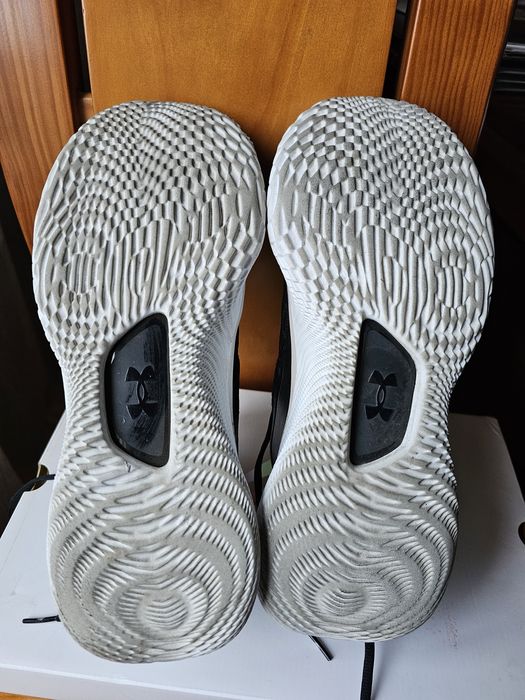 Under Armour Curry 8