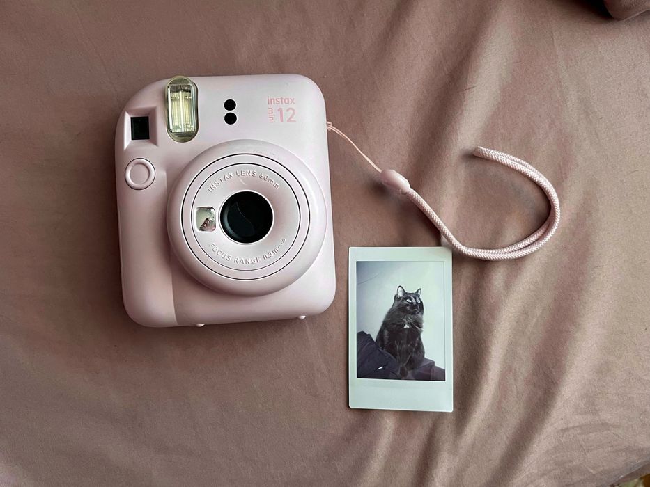 Продам Інстакс міні 12