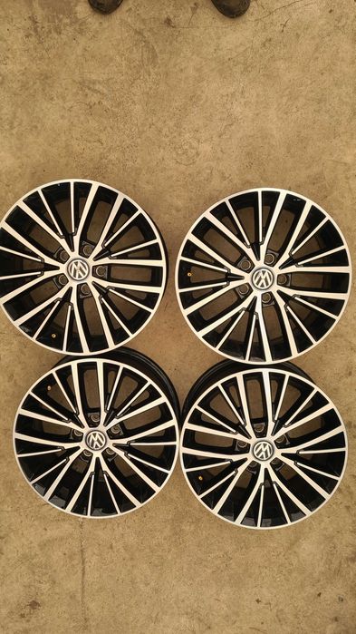 Felgi aluminiowe VOLKSWAGEN TOURAN GOLF ! 17 Cali ! MONTAŻ!