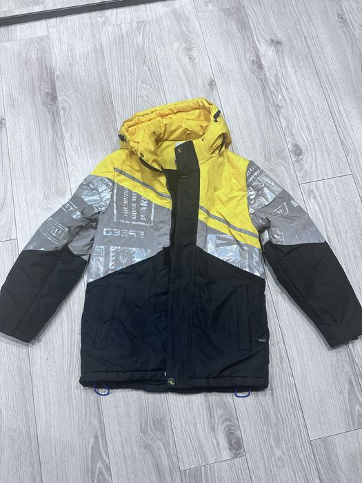 Курточка на зріст 140+