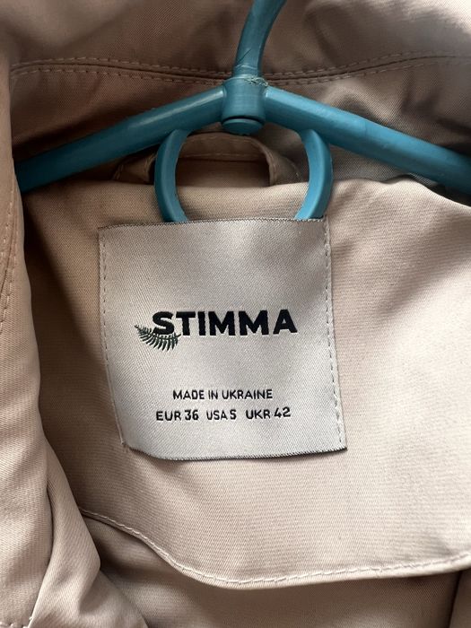 Стильний тренч з поясом