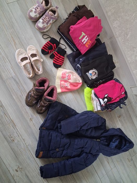 Речі на дівчинку від 3  рочків