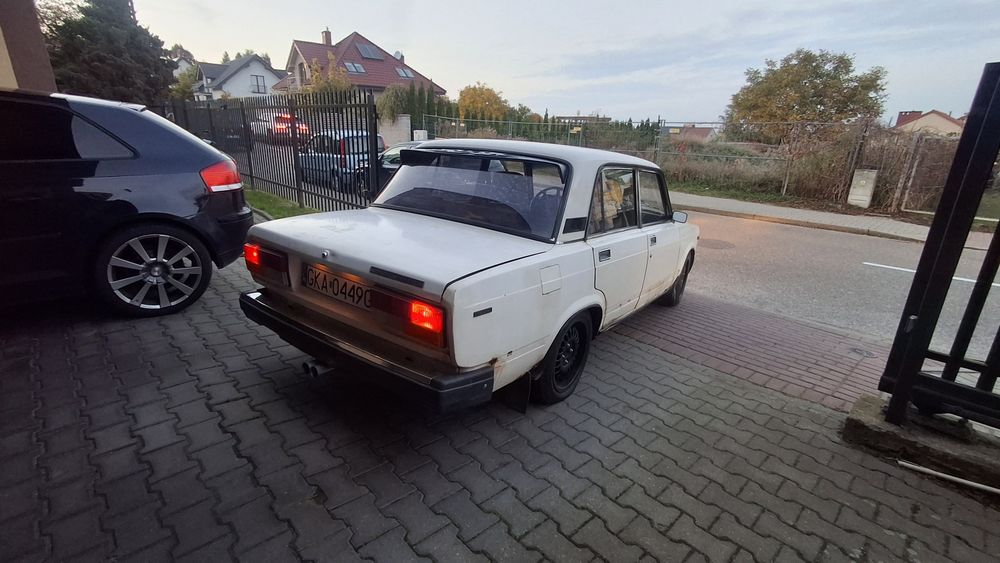 Lada 2107 1985 zadbana
