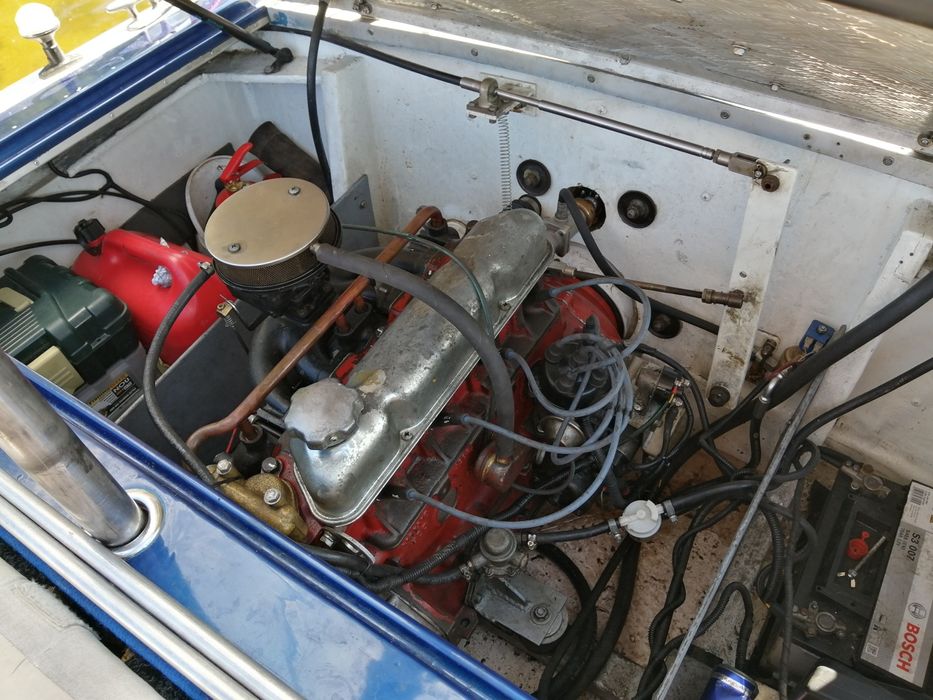 Лодка Solcio, двс Volvo penta aq115 з лафетом.