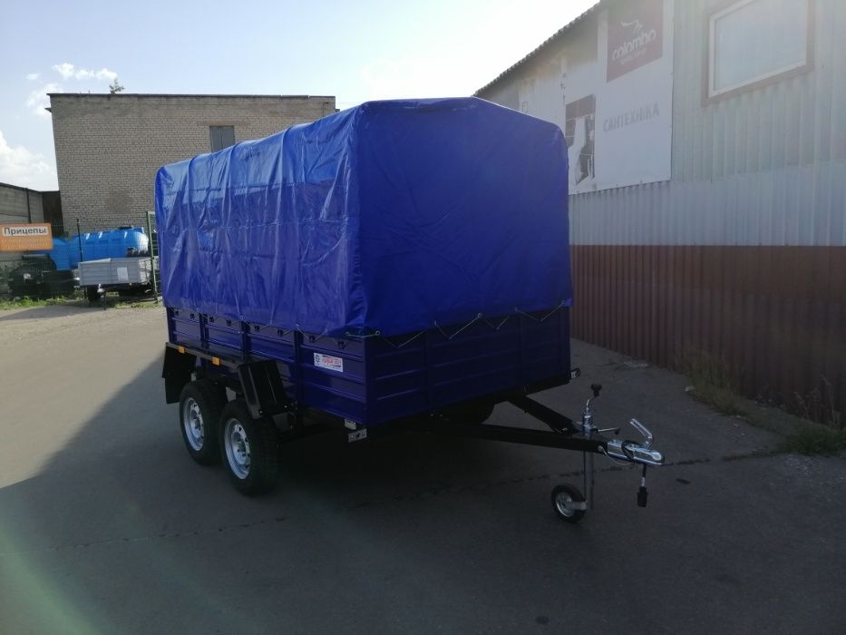 Легковий двовісний причіп.