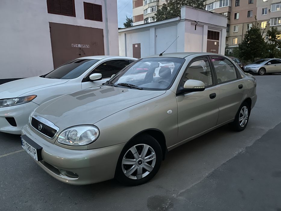 Daewoo Lanos, ZAZ Lanos