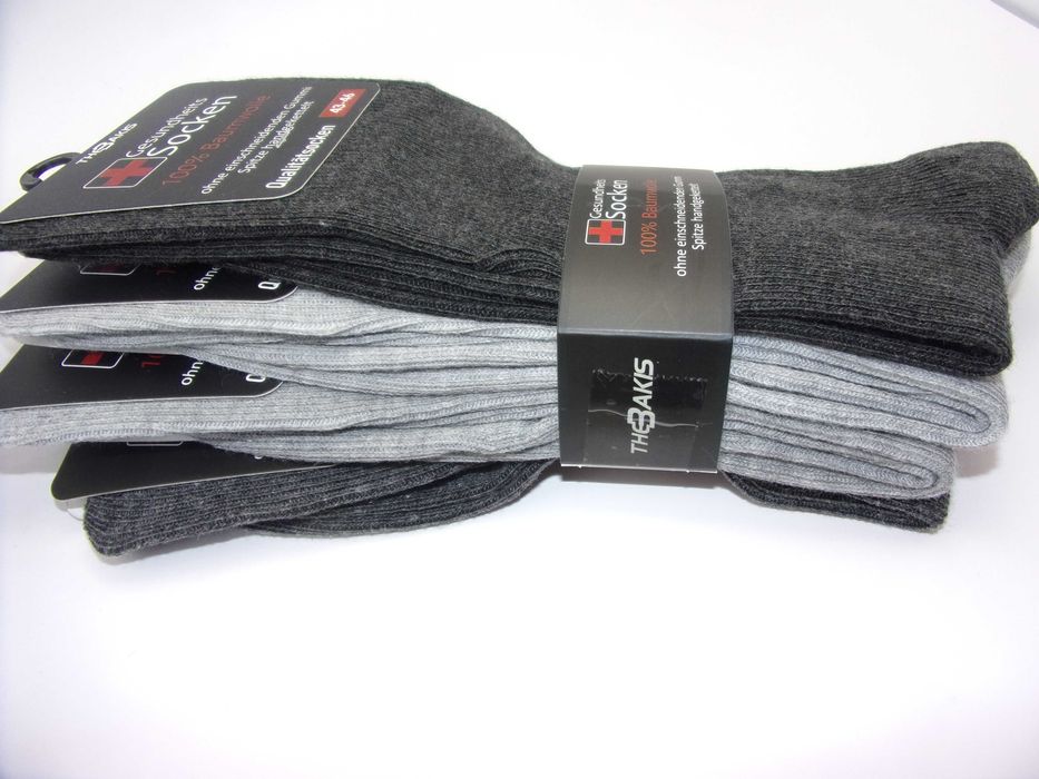 4x Skarpety męskie 100% bawełniane bez uciskowe , rozmiar 43/46.