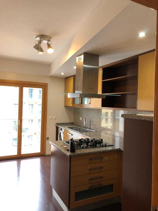 T3 para Arrendamento – Jardim da Amoreira, Ramada, Odivelas