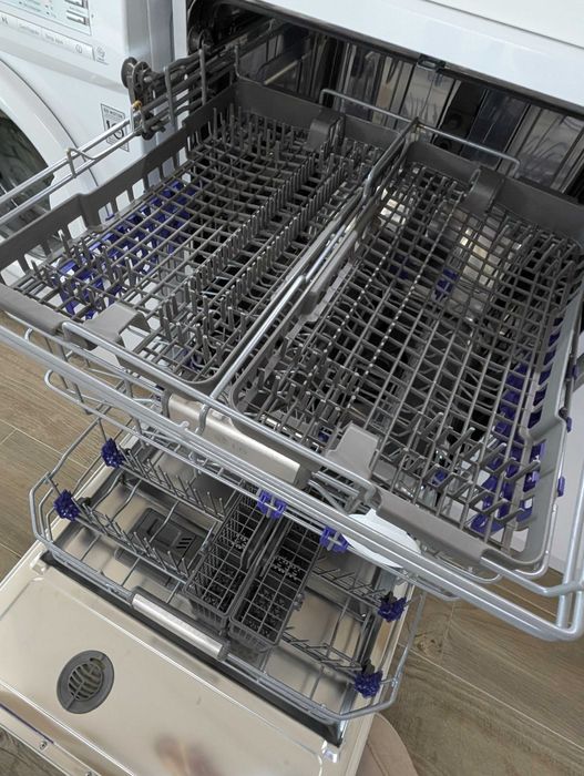 Máquina de lavar loiça LG