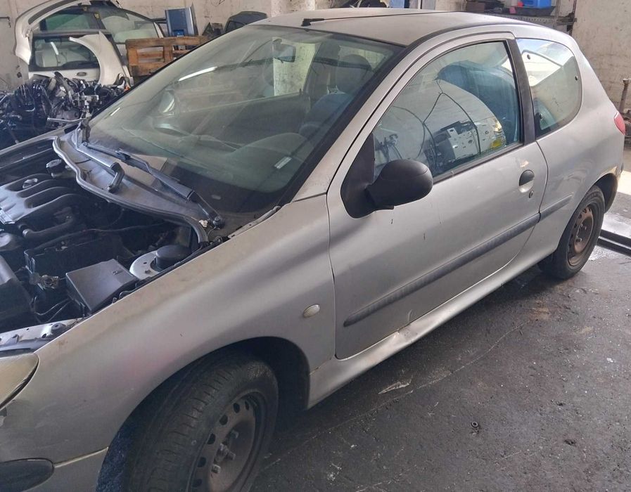 Peugeot 206 para peças
