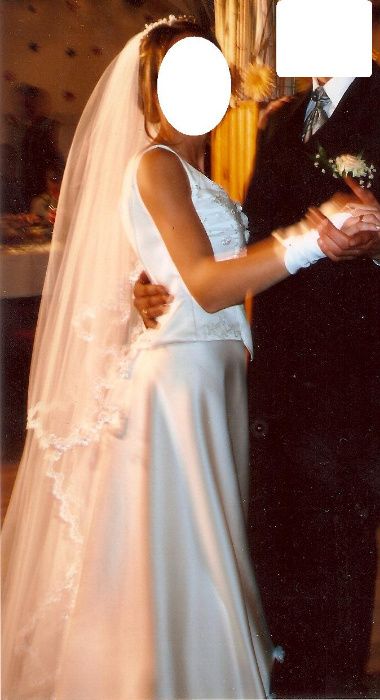 Suknia ślubna francuski gorset wyszywana spódnica