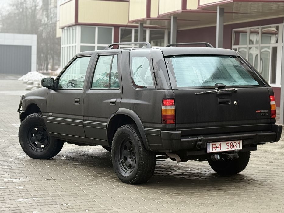 Opel Frontera 4X4 2.3 турбо дизель.