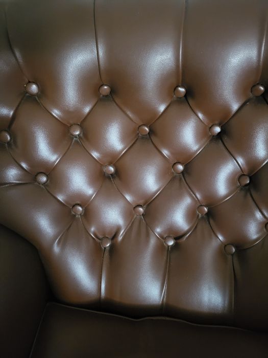 Cadeirão Chesterfield  como novo