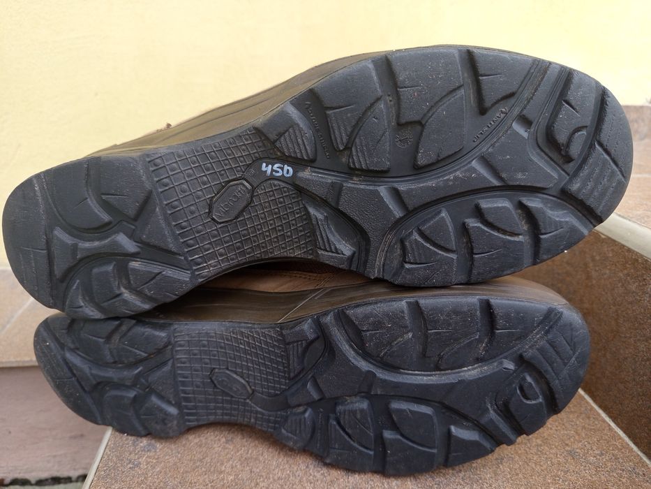 Продам берці xaix, lova розмір від 41-49