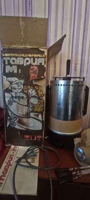 Электрошашлычница