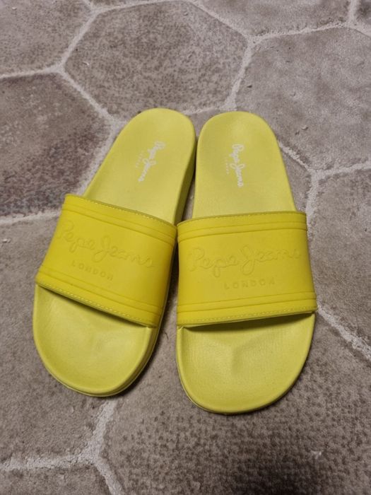 Шлёпки летние 38 размер