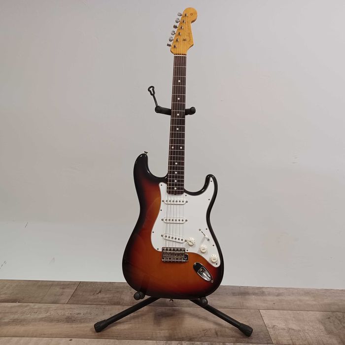 Fender Stratocaster gitara elektryczna MiJ Crafted in Japan