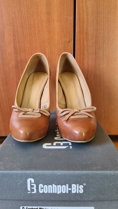 Buty na obcasie - Conhpol Bis