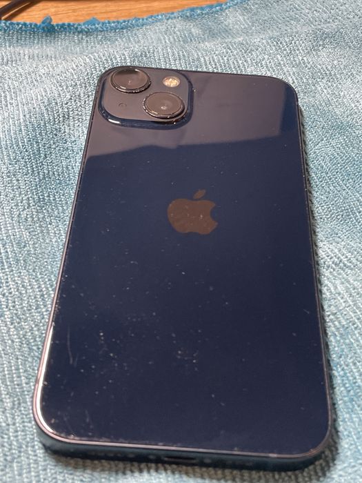 Iphone 13 256 gb model A2633