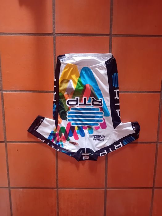 Vendo roupa de ciclismo