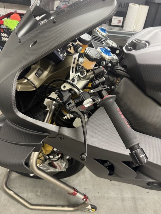 Ducati v4 torowe