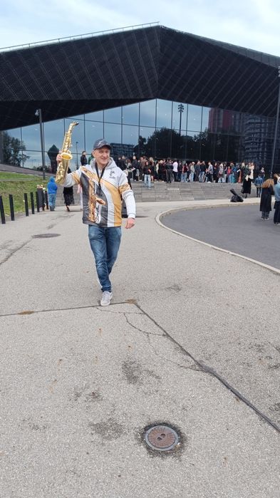 Saksofonista zagra na Twoim ślubie