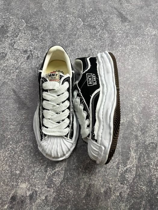 MMY Maison Mihara Yasuhiro BLAKEY черные белые opium archive distress