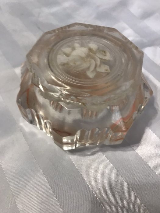 Шкатулка из плексигласа,фарфоровые шкатулки Англия