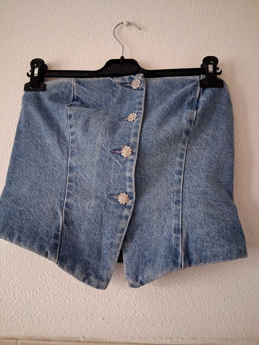 Calça Mango,com top H&M.