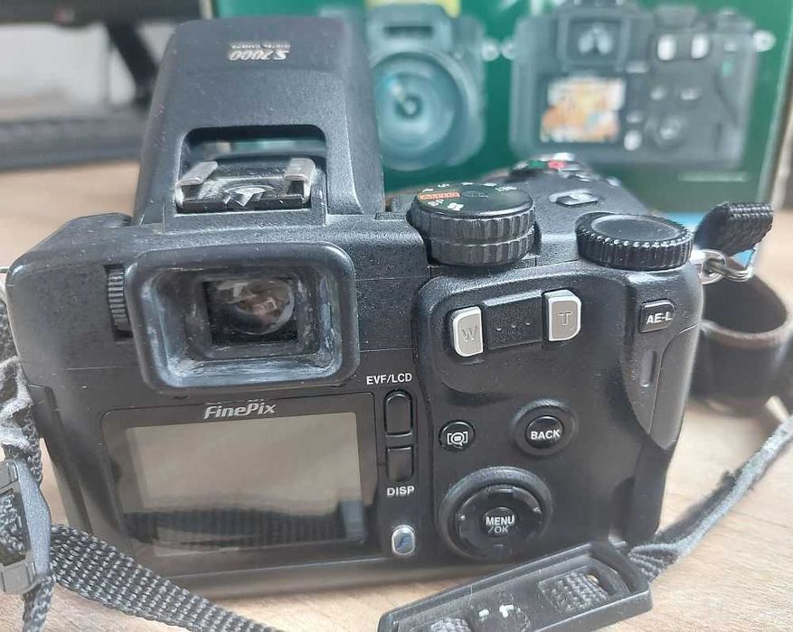 Aparat Fuji FinePix s7000 uszkodzony