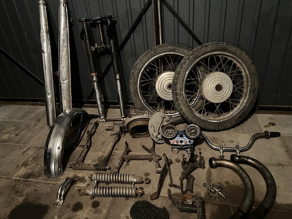 Продам раму з документами іж планета 3