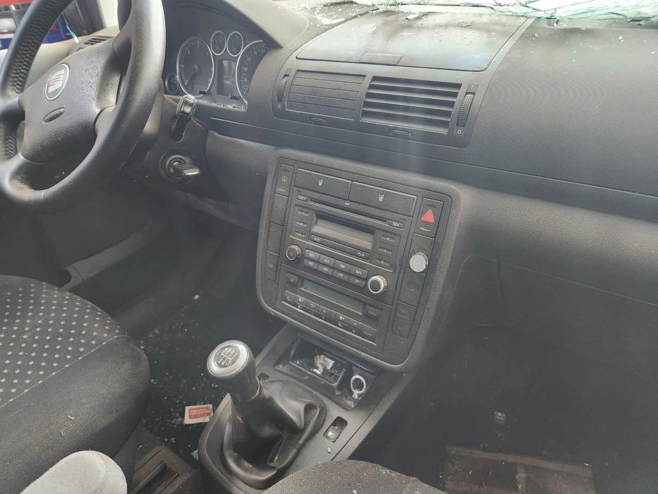 Seat Alhambra 2.0 de 2007 ás peças.