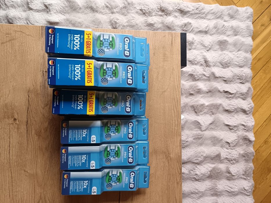 Niemieckie końcówki do szczoteczek Oral-B 17 paczek
