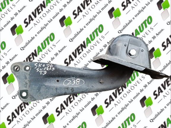 Braço de suspensão trás direito SKODA Superb II Hatchback (3T4)
