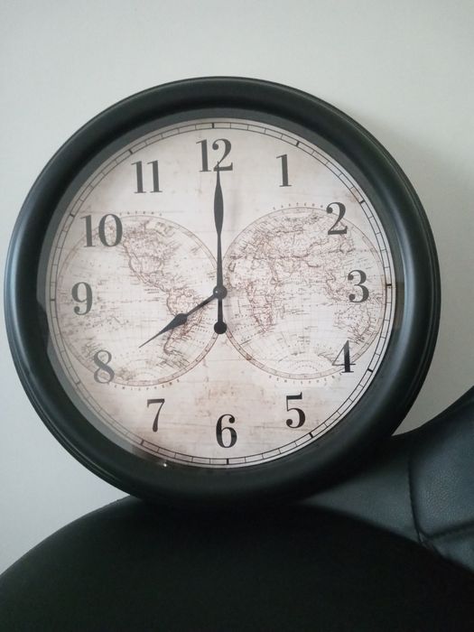 Zegar ścienny nowy 30 cm