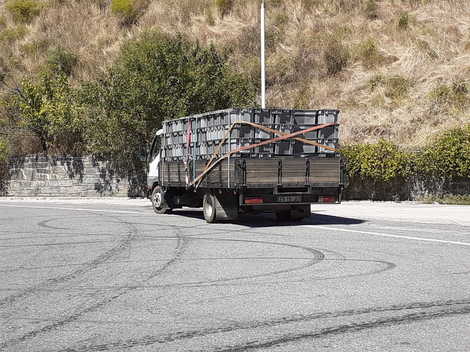 Caixas Vindima empilhaveis e encaixaveis 600x400x300mm