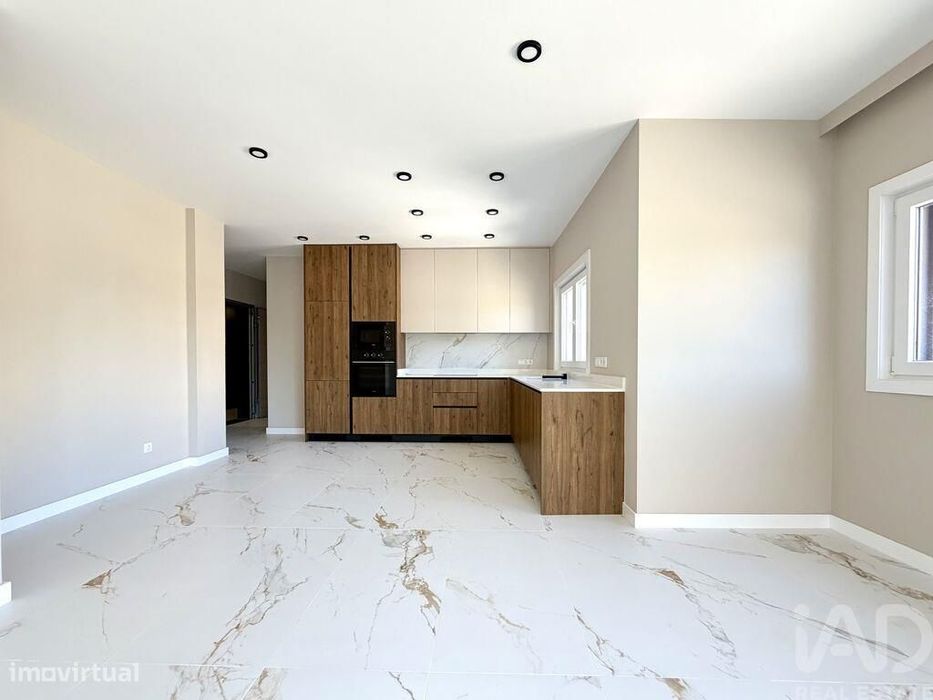 Apartamento T2 em Armação de Pêra de 80,00 m2